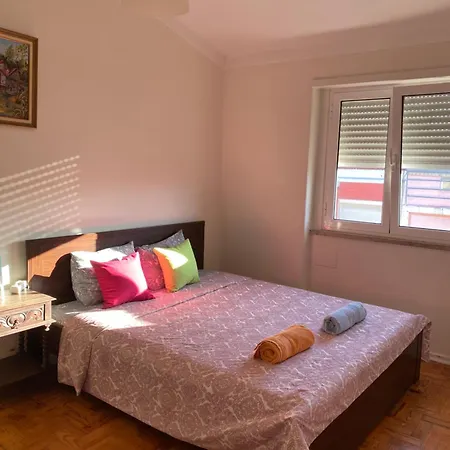 Perto De Expor 1 Moscavide *